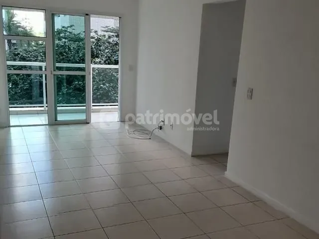 Apartamento com 60m² 2 quartos e 1 banheiro, para alugar, no bairro Barra da Tijuca em Rio de Janeiro