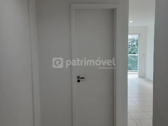 Apartamento com 60m² 2 quartos e 1 banheiro, para alugar, no bairro Barra da Tijuca em Rio de Janeiro