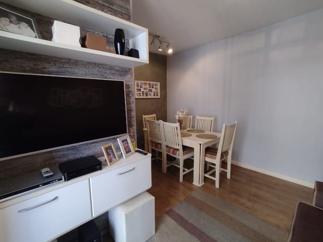 Apartamento com 56m² 2 quartos e 1 banheiro, à venda, no bairro Parque Santo Antônio em Taubaté