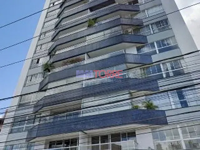 Apartamento 4 quartos e 3 banheiros, à venda, no bairro Centro em Itabuna
