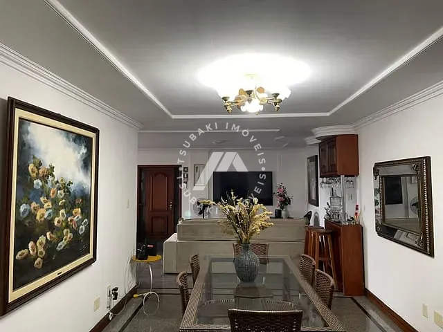 Apartamento 3 quartos e 4 banheiros, à venda, no bairro Nazaré em Belém