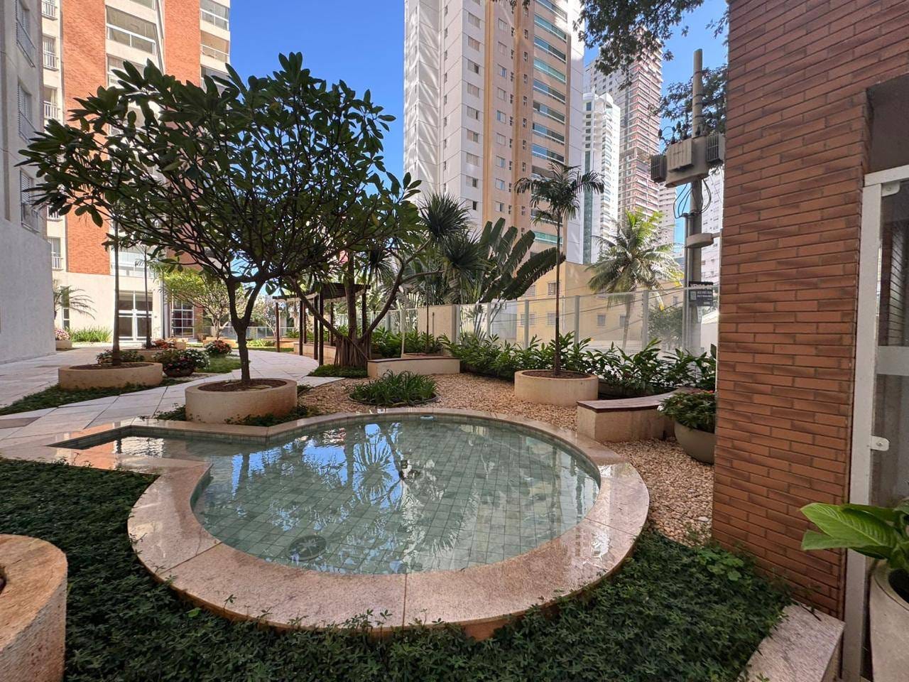 Apartamento à venda com 3 quartos, 167m² - Foto 29
