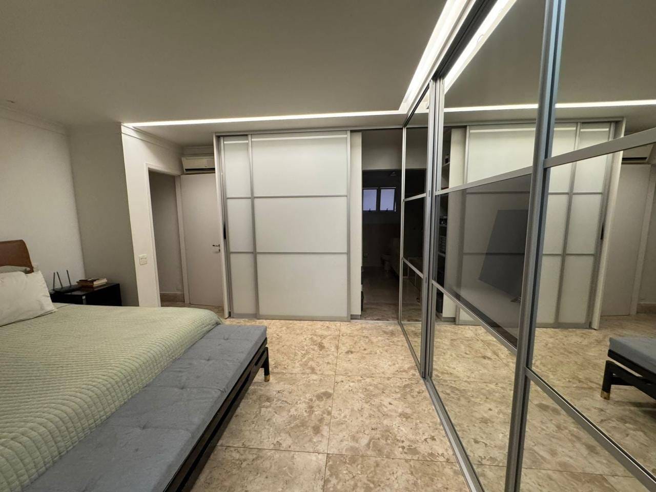 Apartamento à venda com 3 quartos, 167m² - Foto 12