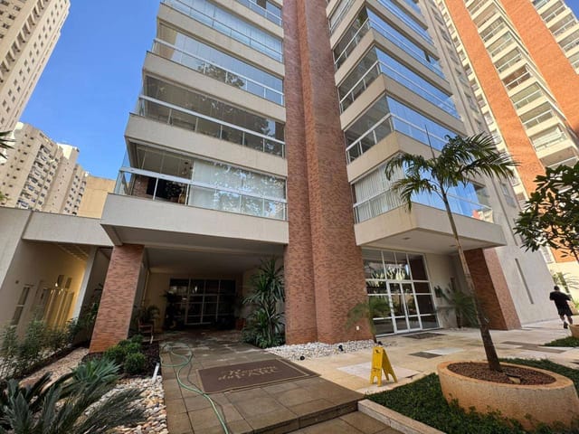 Apartamento com 167m² 3 quartos e 5 banheiros, à venda, no bairro Jardim Goiás em Goiânia