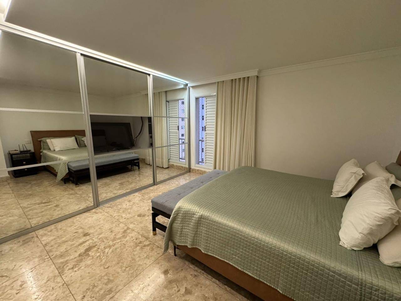 Apartamento à venda com 3 quartos, 167m² - Foto 11