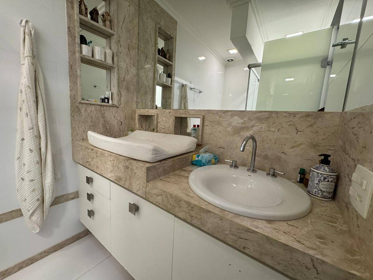Apartamento à venda com 3 quartos, 167m² - Foto 23