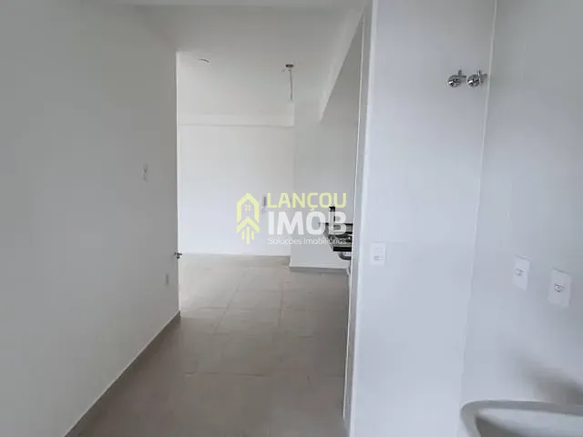 Apartamento 2 quartos e 2 banheiros, à venda, no bairro Parque Residencial Eloy Chaves em Jundiaí