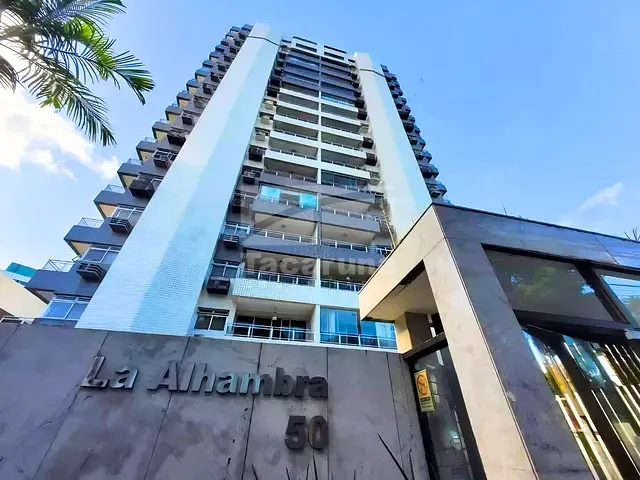 Apartamento 4 quartos e 1 banheiro, à venda, no bairro Graças em Recife