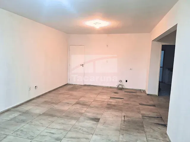 Apartamento 4 quartos e 1 banheiro, à venda, no bairro Graças em Recife