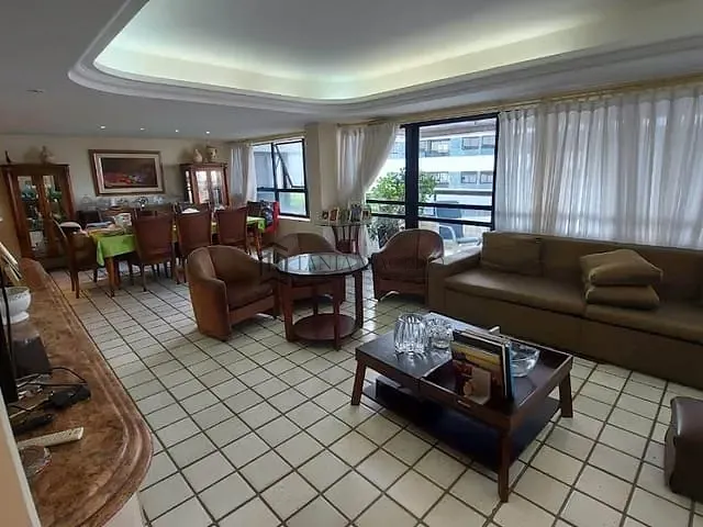 Apartamento 4 quartos e 3 banheiros, à venda, no bairro Graças em Recife