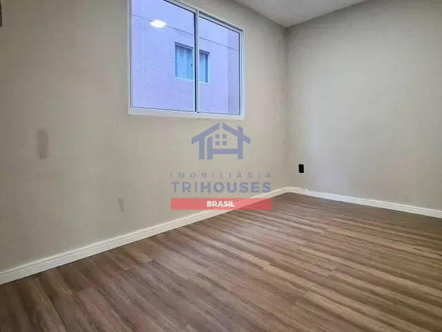 Apartamento 2 quartos e 1 banheiro, à venda, no bairro Campo de Santana em Curitiba