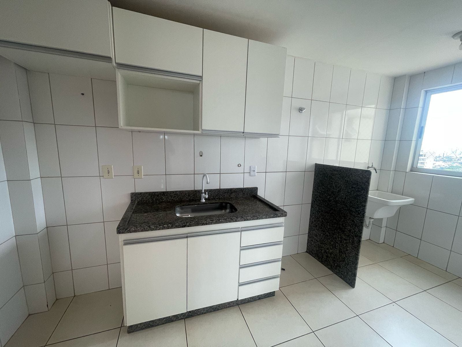 Apartamento à venda com 2 quartos, 62m² - Foto 11