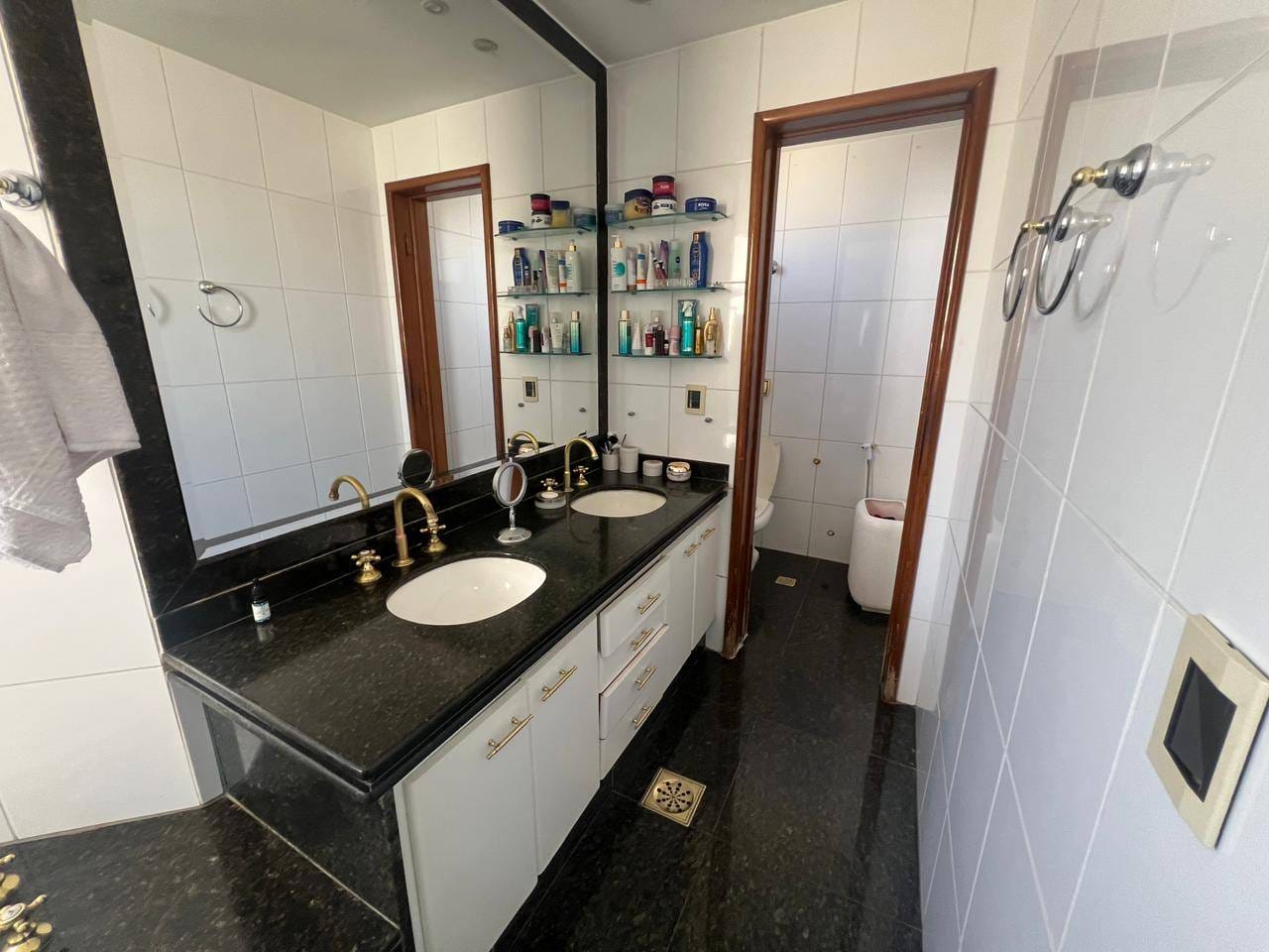 Apartamento à venda com 4 quartos, 350m² - Foto 16