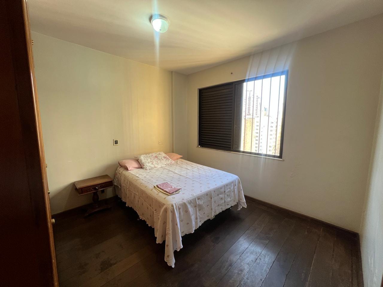 Apartamento à venda com 4 quartos, 350m² - Foto 14