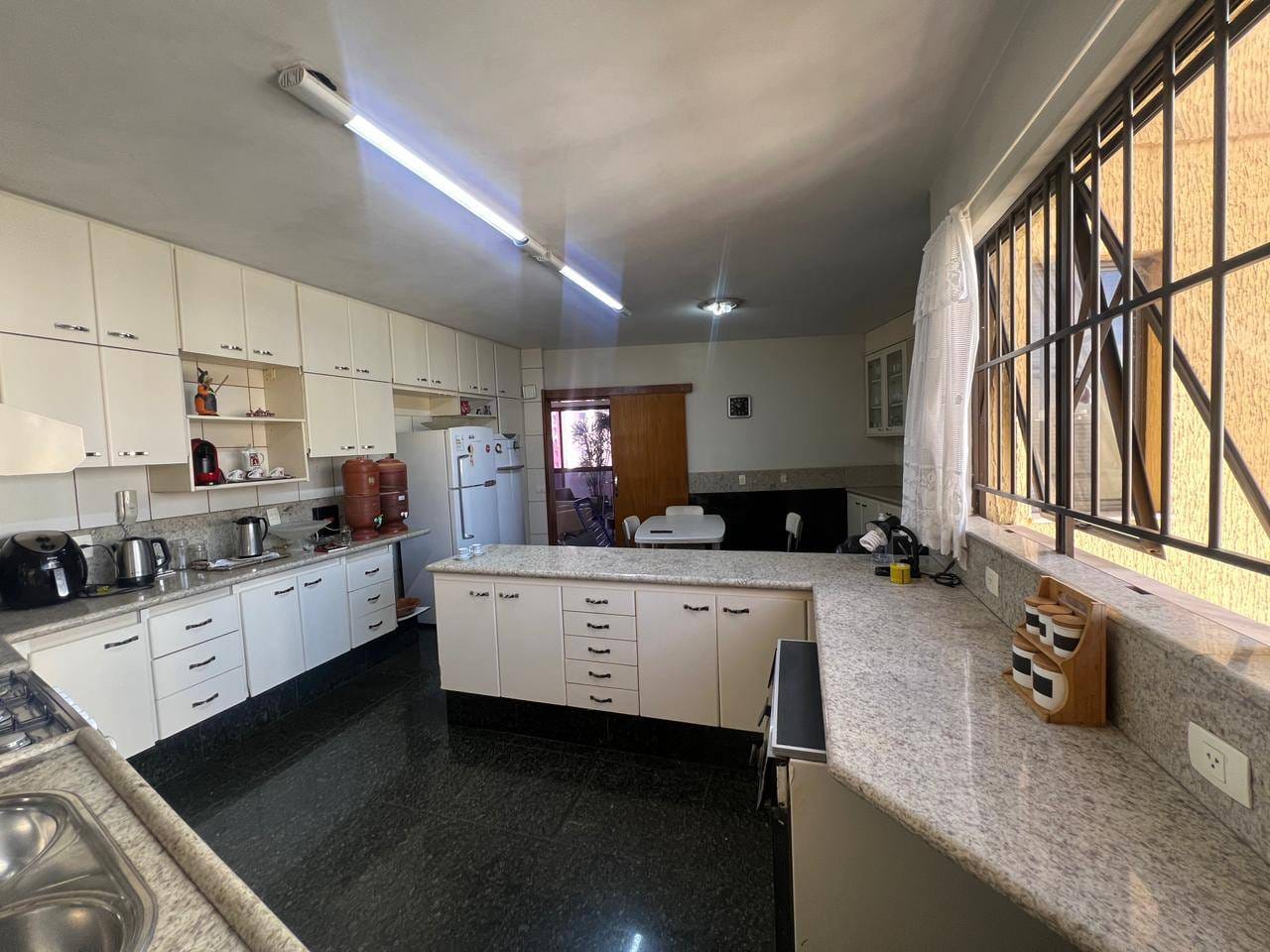 Apartamento à venda com 4 quartos, 350m² - Foto 9