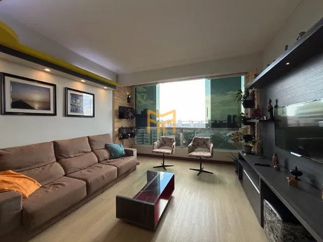 Apartamento 3 quartos e 4 banheiros, à venda, no bairro Batista Campos em Belém