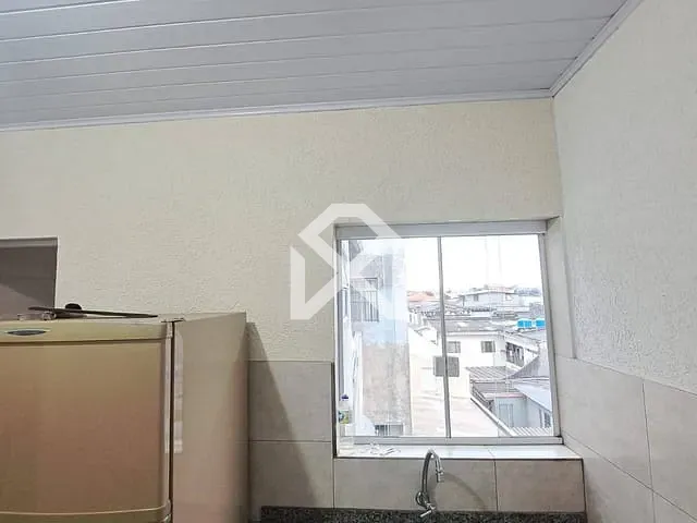 Casa com 27m² 1 quarto e 1 banheiro, para alugar, no bairro Vila Nhocune em São Paulo