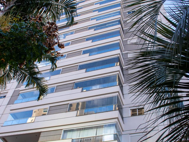 Foto do Apartamento - Ed. Torre Almeria - Apartamento para venda e locação com 3 dormitórios (1 suíte) - Gleba Fazenda Palhano, Londrina/PR | Premier Imóveis