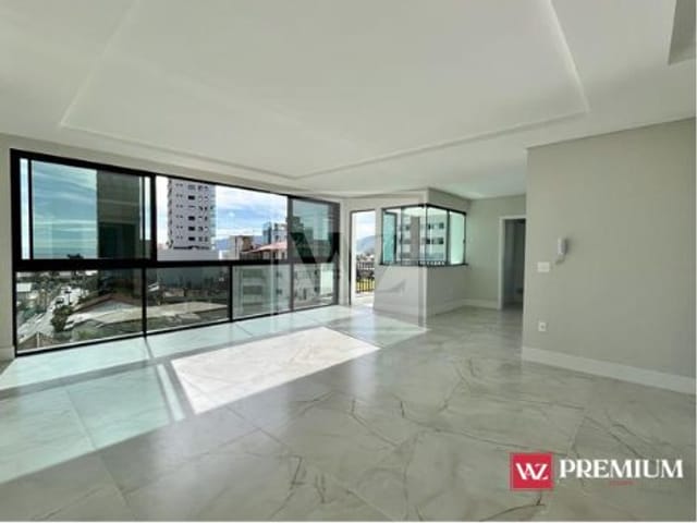 Apartamento 3 quartos e 4 banheiros, à venda, no bairro Porto Belo em Porto Belo