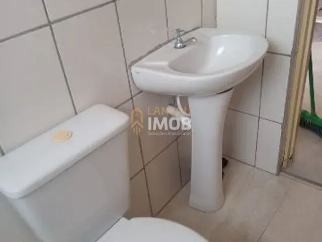 Apartamento 2 quartos e 1 banheiro, à venda, no bairro Jardim das Acácias em Várzea Paulista