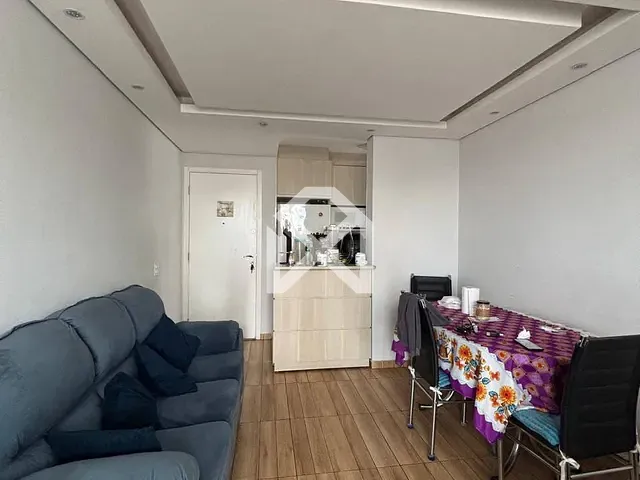 Apartamento com 58m² 3 quartos e 1 banheiro, para alugar, no bairro Parque São Jorge em São Paulo