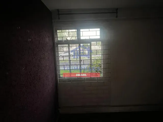 Apartamento 2 quartos e 1 banheiro, à venda, no bairro Sítio Cercado em Curitiba