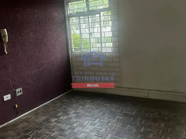 Apartamento 2 quartos e 1 banheiro, à venda, no bairro Sítio Cercado em Curitiba