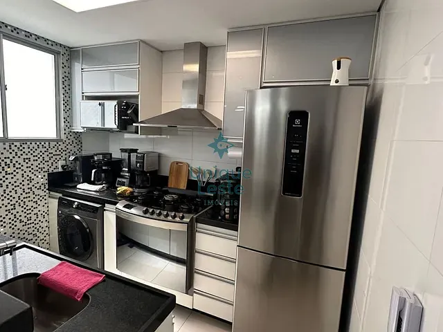 Apartamento 2 quartos e 1 banheiro, à venda, no bairro Planalto em Belo Horizonte