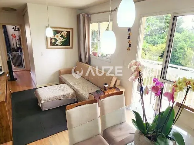 Apartamento com 70m² 3 quartos e 2 banheiros, à venda, no bairro Capão Raso em Curitiba