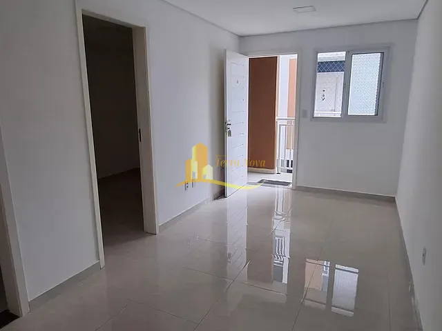Apartamento 2 quartos e 1 banheiro, à venda, no bairro Vila Carmosina em São Paulo