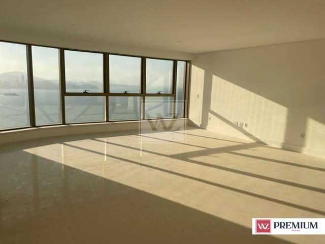 Apartamento 4 quartos e 5 banheiros, à venda, no bairro Centro em Balneário Camboriú