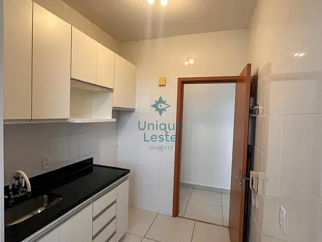 Apartamento 2 quartos e 2 banheiros, à venda, no bairro Fernão Dias em Belo Horizonte