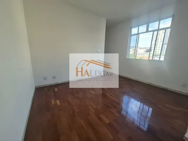 Apartamento 2 quartos e 1 banheiro, para alugar, no bairro Sagrada Família em Belo Horizonte