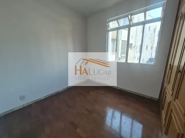 Apartamento 2 quartos e 1 banheiro, para alugar, no bairro Sagrada Família em Belo Horizonte