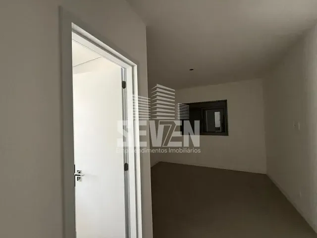 Apartamento com 96m² 3 quartos e 2 banheiros, à venda, no bairro Jardim Estoril IV em Bauru