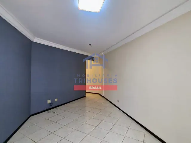 Apartamento 2 quartos e 1 banheiro, à venda, no bairro Portão em Curitiba
