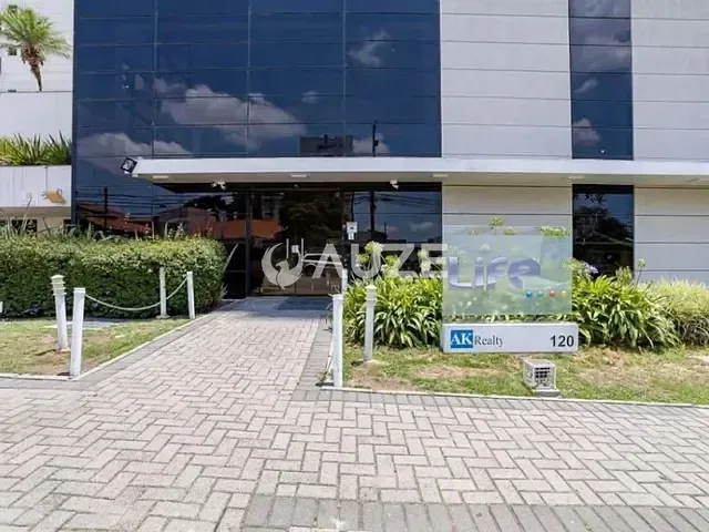 Apartamento com 60m² 2 quartos e 2 banheiros, à venda, no bairro Capão Raso em Curitiba