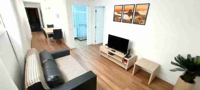 Foto do Apartamento - Residencial à Venda em Copacabana, 50 m2, Sala e Quarto, Mobiliado, Vaga, Área de Lazer com Piscina, Porteira Fechada, Rio de Janeiro, RJ. | Rio Lar Imóveis