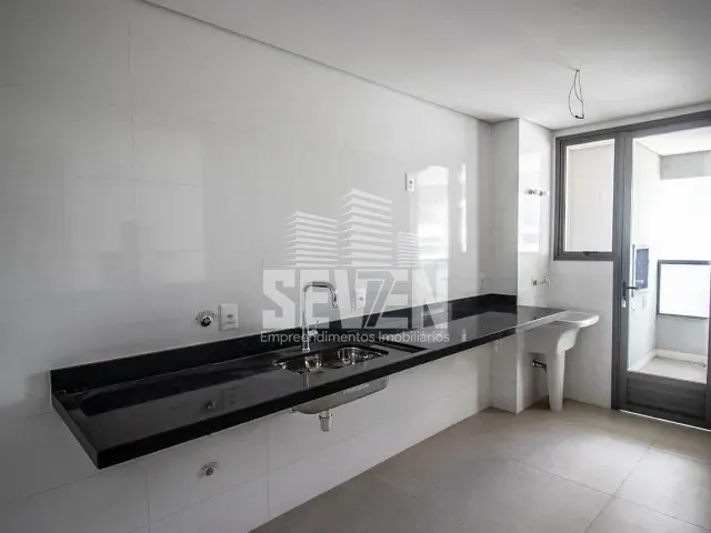 Apartamento com 117m² 3 quartos e 4 banheiros, à venda, no bairro Jardim Estoril IV em Bauru