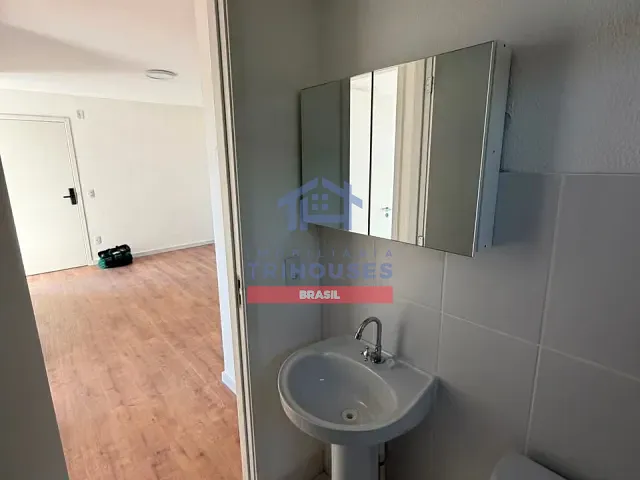 Apartamento 2 quartos e 1 banheiro, à venda, no bairro Campo de Santana em Curitiba