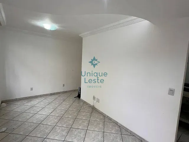 Apartamento 21 quartos e 1 banheiro, à venda, no bairro Carlos Prates em Belo Horizonte