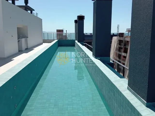 Apartamento com 180m² 4 quartos e 5 banheiros, à venda, no bairro Jurerê em Florianópolis