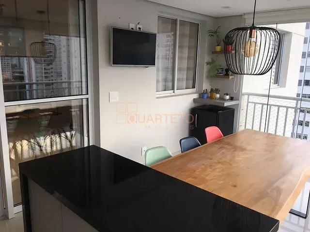 Apartamento 2 quartos e 2 banheiros, à venda, no bairro Cambuci em São Paulo
