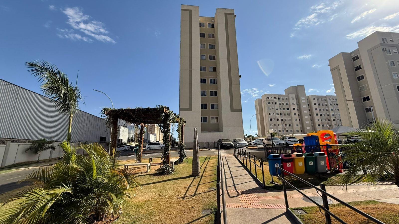 Apartamento à venda com 2 quartos, 42m² - Foto 27