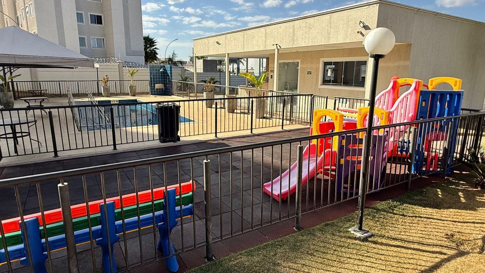 Apartamento à venda com 2 quartos, 42m² - Foto 21