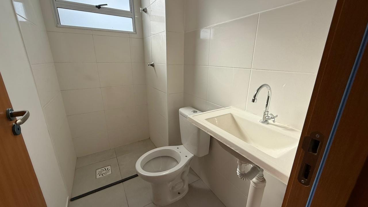 Apartamento à venda com 2 quartos, 42m² - Foto 11