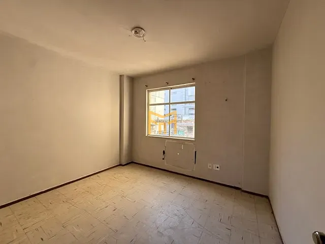 Apartamento 2 quartos e 2 banheiros, à venda, no bairro Batista Campos em Belém