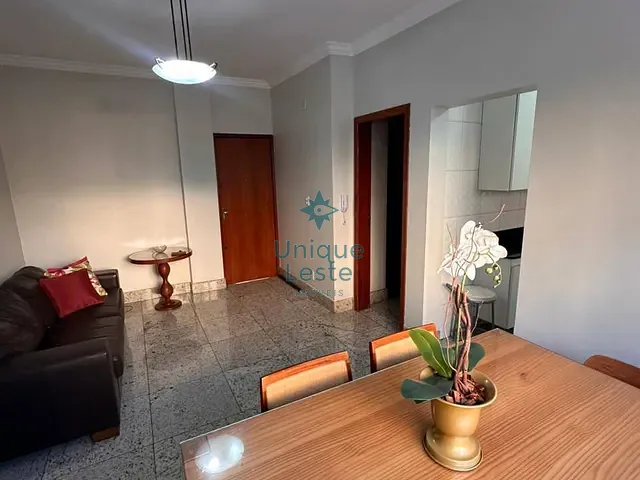 Apartamento 3 quartos e 2 banheiros, à venda, no bairro Sagrada Família em Belo Horizonte