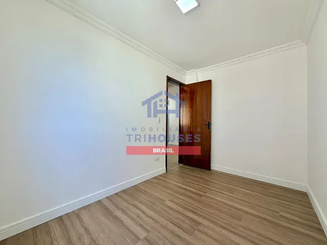 Apartamento 2 quartos e 1 banheiro, à venda, no bairro Parque da Fonte em São José dos Pinhais