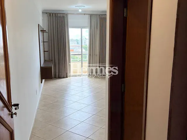 Apartamento 3 quartos e 2 banheiros, para alugar, no bairro Morumbi em Paulínia